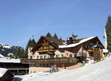 Rakouský hotel Sportalm v zimě