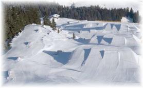 Rakousko - snowpark u horské chaty Hanglalm